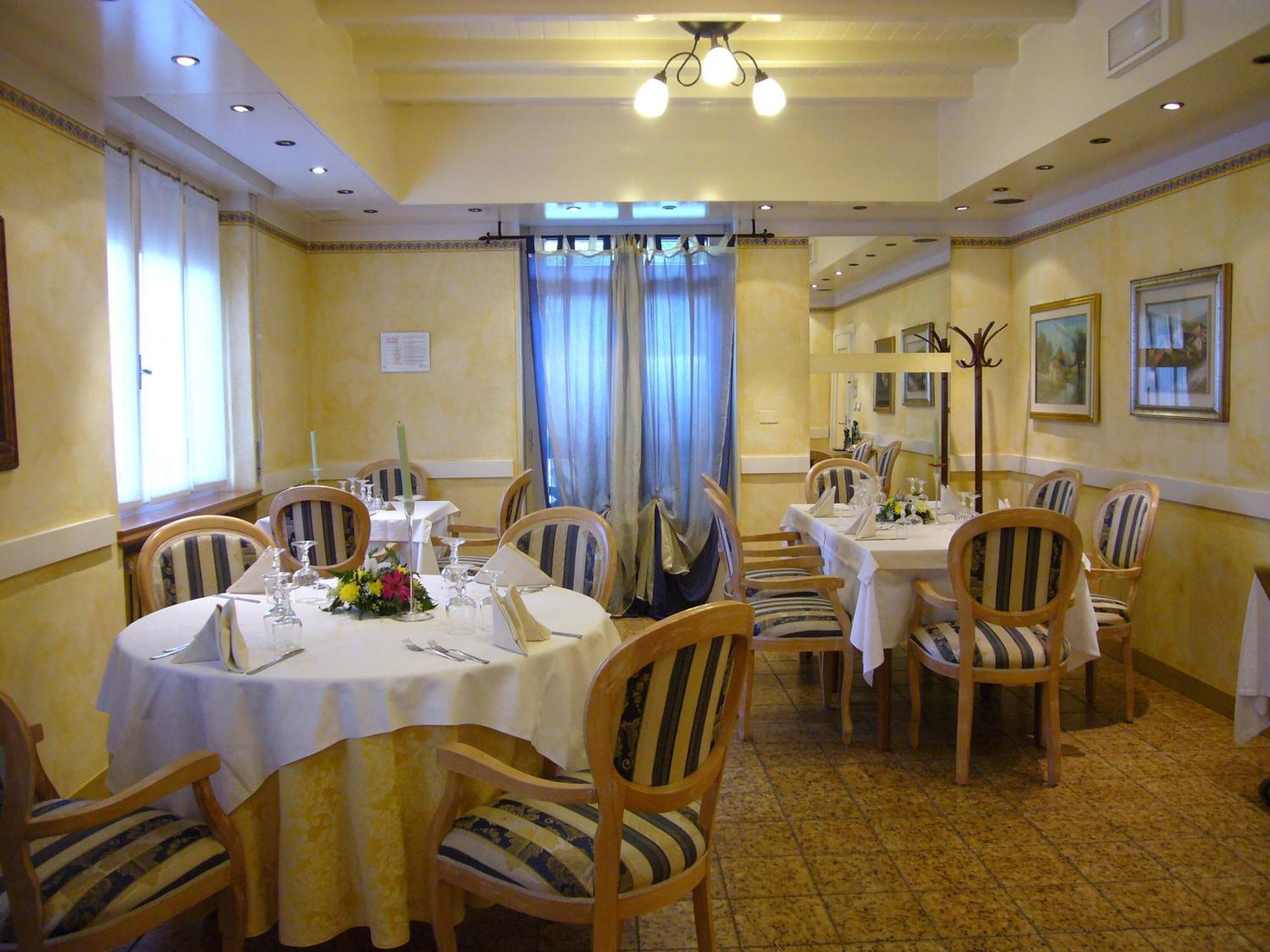 Bed and Breakfast Trattoria Bettola à Lonato Extérieur photo