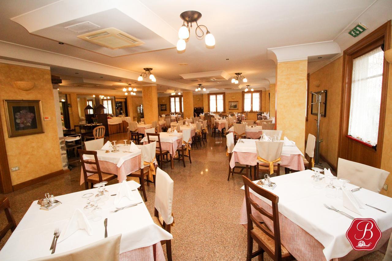 Bed and Breakfast Trattoria Bettola à Lonato Extérieur photo