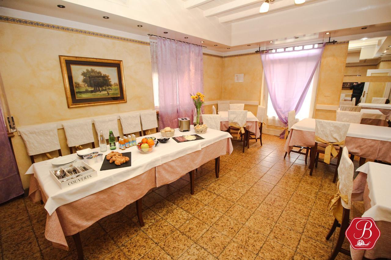 Bed and Breakfast Trattoria Bettola à Lonato Extérieur photo